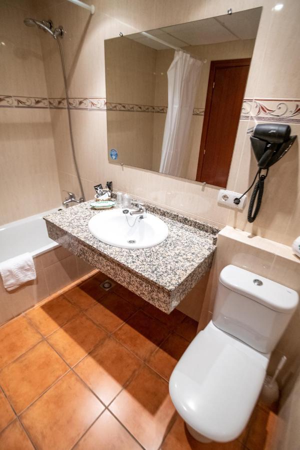 Hotel Castellote Extérieur photo