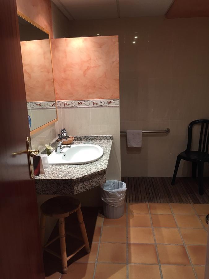 Hotel Castellote Extérieur photo
