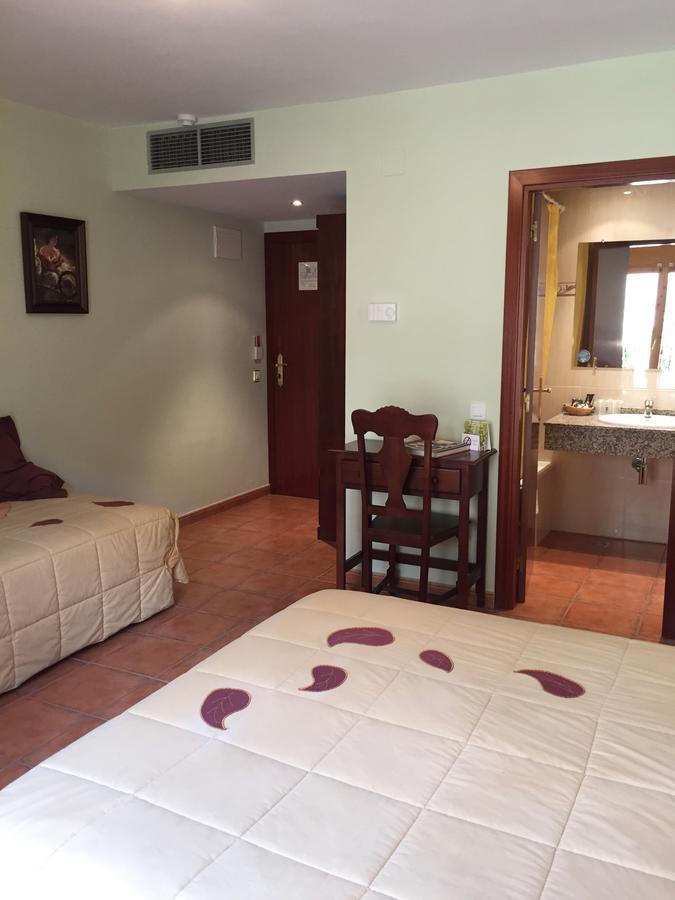 Hotel Castellote Extérieur photo