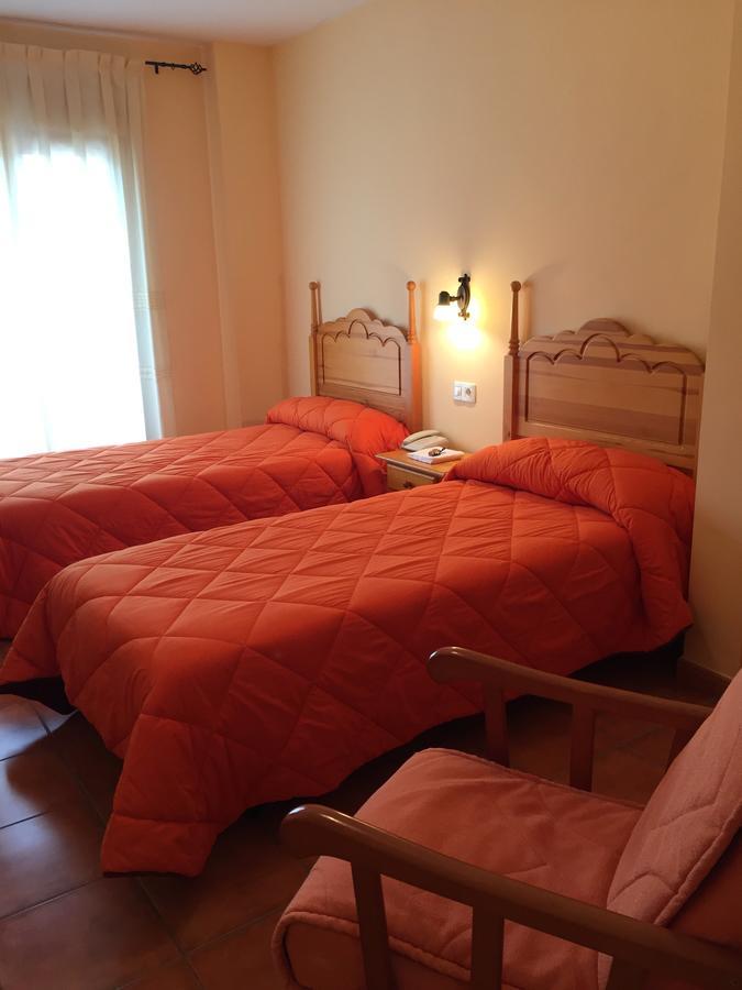 Hotel Castellote Extérieur photo